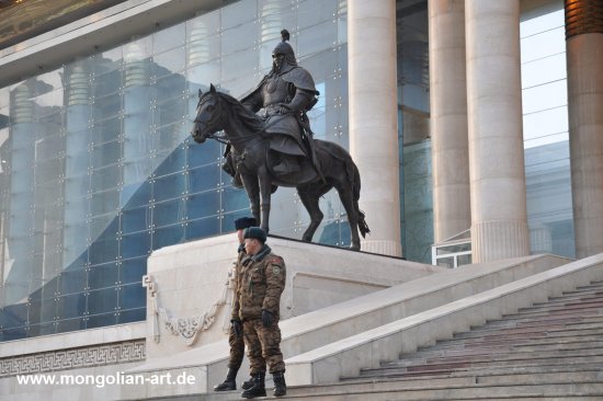 019-020_statue_of_boorchi.jpg.medium.jpeg