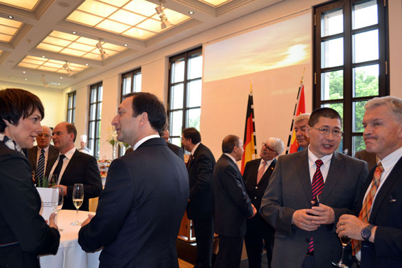 Botschaftsempfang der Mongolei am Pariser Platz in Berlin 2013